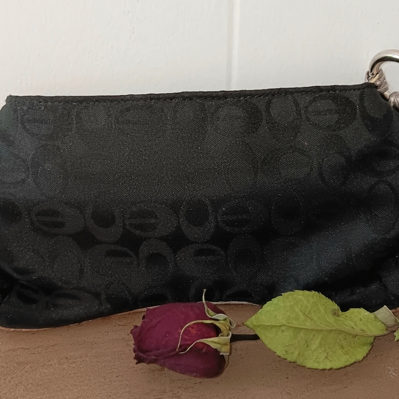 Designer Snakeskin Silver Wristlet - Picture 3 of 5